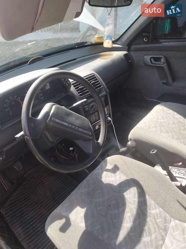 Універсал ВАЗ / Lada 2111 2005 в Львові