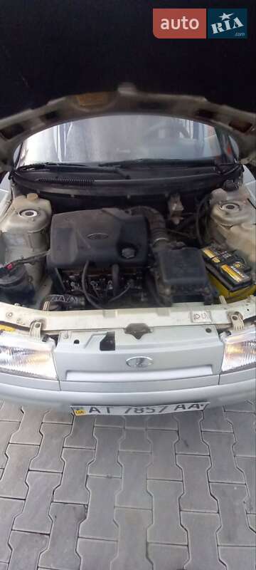 Хетчбек ВАЗ / Lada 2111 2004 в Чернівцях фото 12 Хетчбек ВАЗ / Lada 2111 2004 в Чернівцях