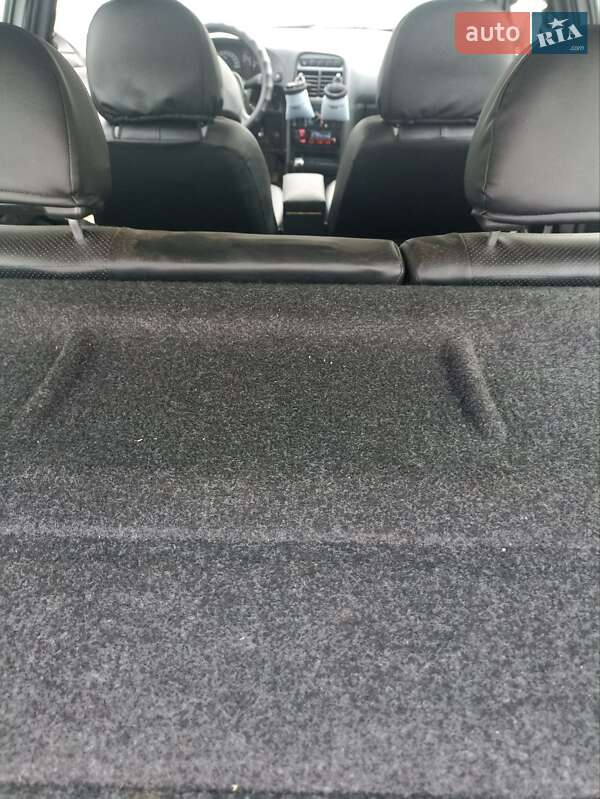 Универсал ВАЗ / Lada 2111 2010 в Изюме фото 10 Универсал ВАЗ / Lada 2111 2010 в Изюме