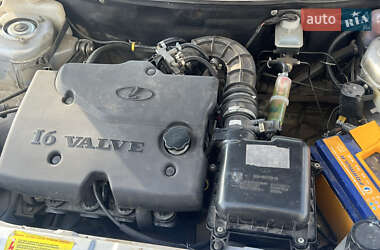 Універсал ВАЗ / Lada 2111 2006 в Кам'янець-Подільському