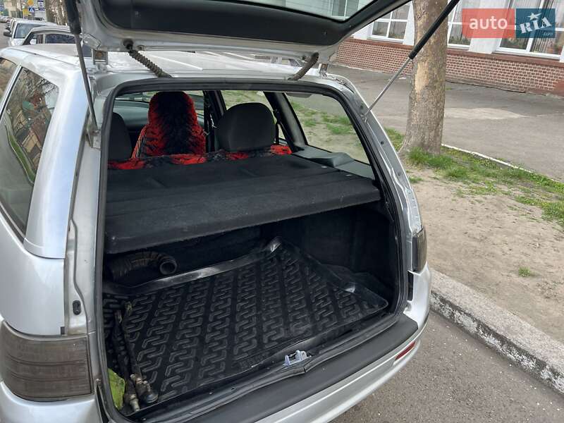 Универсал ВАЗ / Lada 2111 2011 в Николаеве