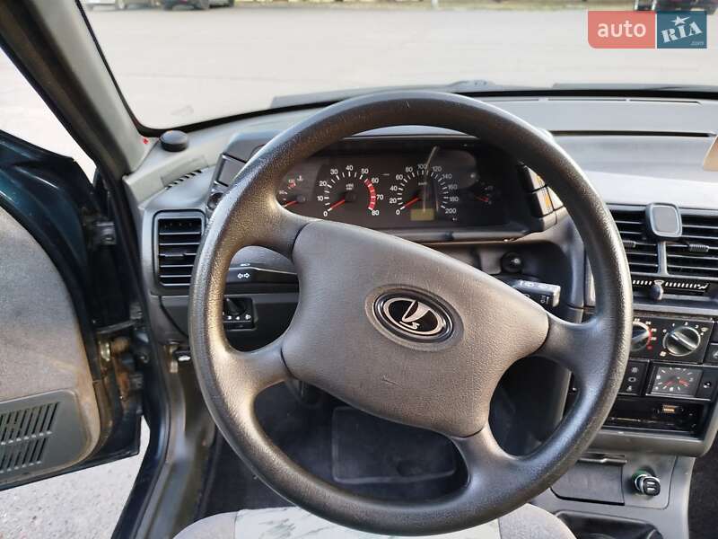 Універсал ВАЗ / Lada 2111 2006 в Южноукраїнську