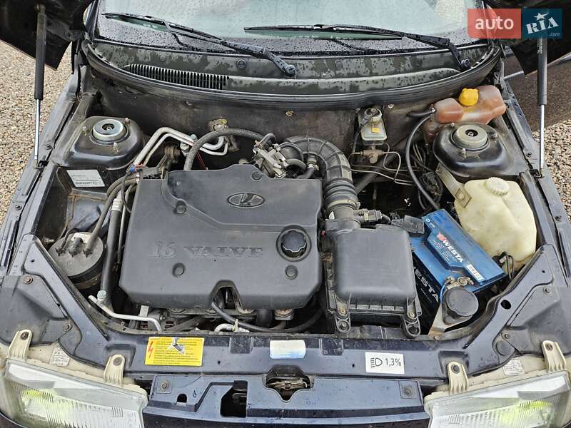 Универсал ВАЗ / Lada 2111 2011 в Шостке