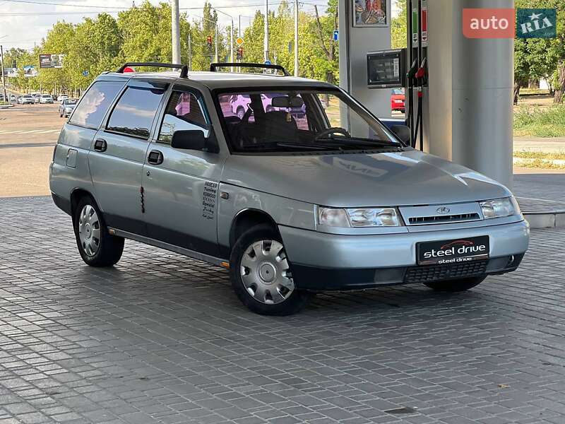 ВАЗ / Lada 2111 2001