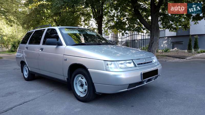 ВАЗ / Lada 2111 2005