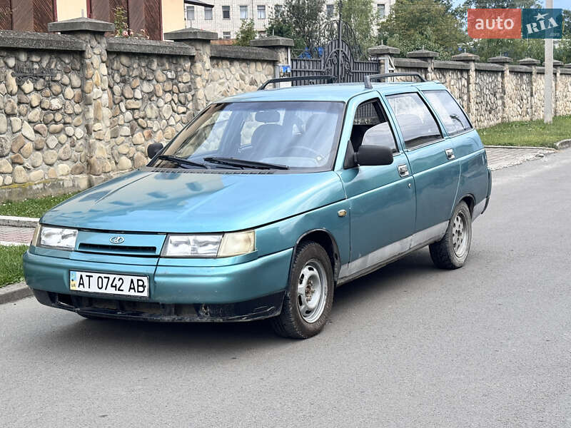 ВАЗ / Lada 2111 2000