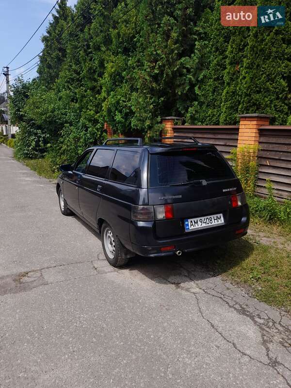 ВАЗ / Lada 2111 2005