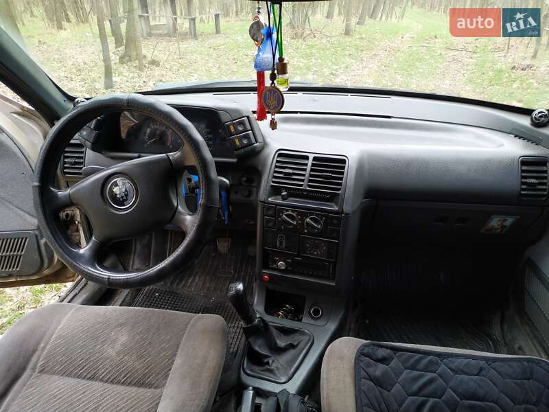 Универсал ВАЗ / Lada 2111 2006 в Врадиевке