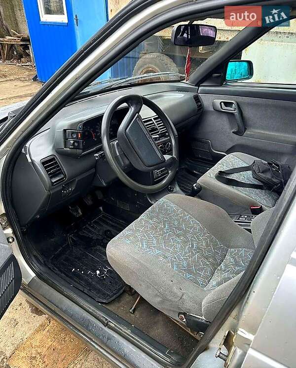 Універсал ВАЗ / Lada 2111 2004 в Миколаєві