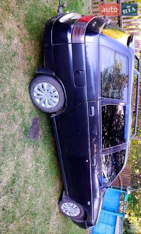 Универсал ВАЗ / Lada 2111 2009 в Каневе