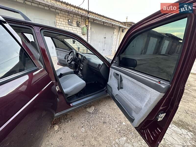 Универсал ВАЗ / Lada 2111 2008 в Николаеве фото 30 Универсал ВАЗ / Lada 2111 2008 в Николаеве