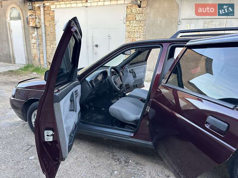 Универсал ВАЗ / Lada 2111 2008 в Николаеве фото 36 Универсал ВАЗ / Lada 2111 2008 в Николаеве