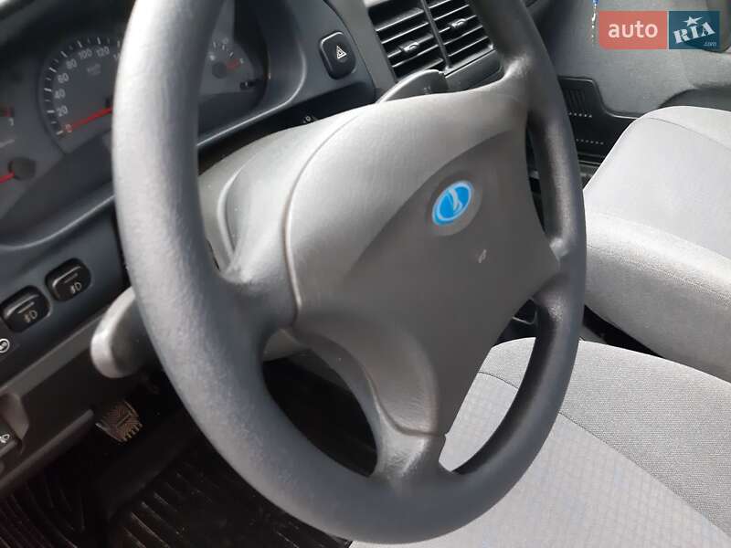 Универсал ВАЗ / Lada 2111 2009 в Хороле