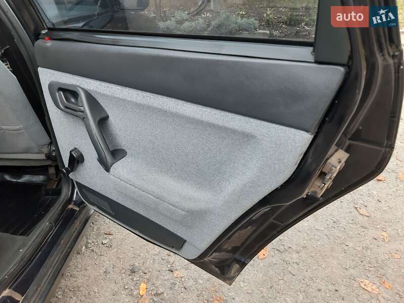 Универсал ВАЗ / Lada 2111 2009 в Хороле