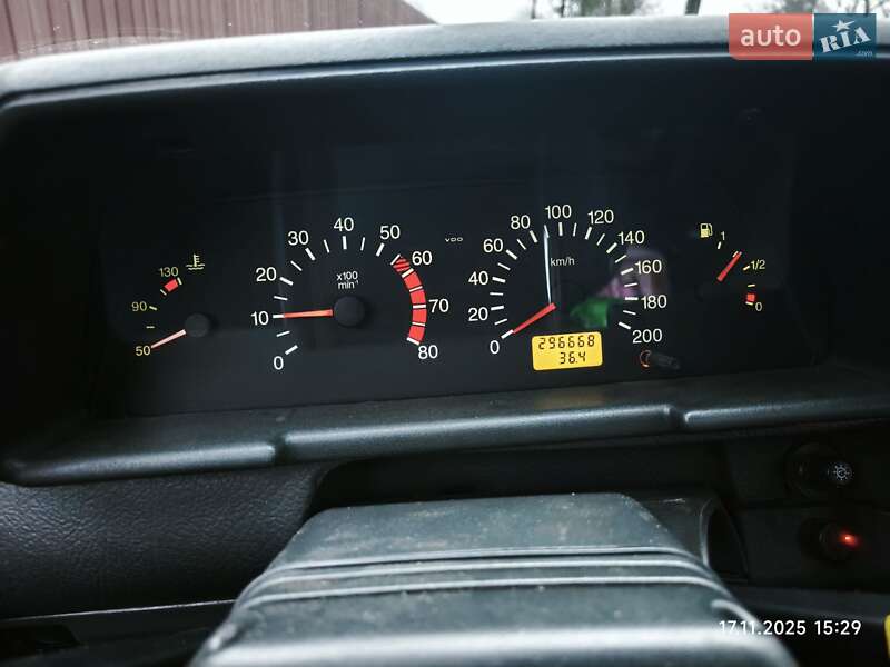 Универсал ВАЗ / Lada 2111 2004 в Свессе