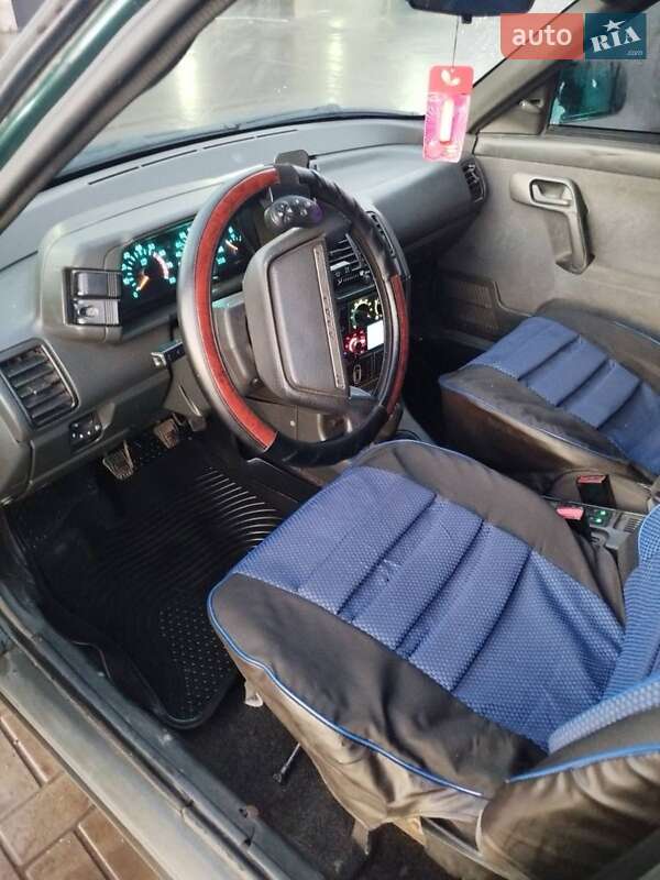 Универсал ВАЗ / Lada 2111 2004 в Лозовой