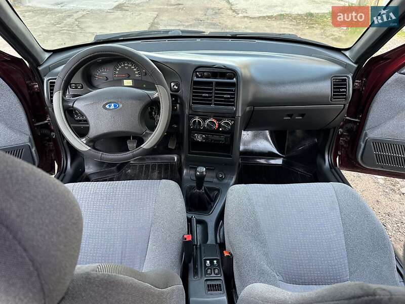 Универсал ВАЗ / Lada 2111 2008 в Николаеве фото 29 Универсал ВАЗ / Lada 2111 2008 в Николаеве