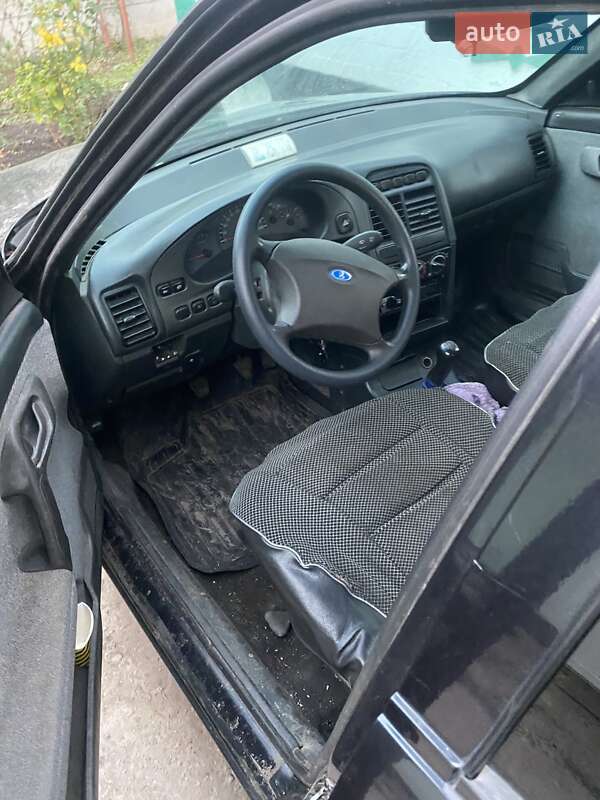 ВАЗ / Lada 2111 2011 ВАЗ / Lada 2111 2011