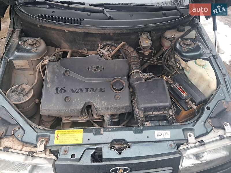 ВАЗ / Lada 2111 2010