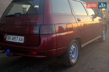 Универсал ВАЗ 2111 2004 в Остроге