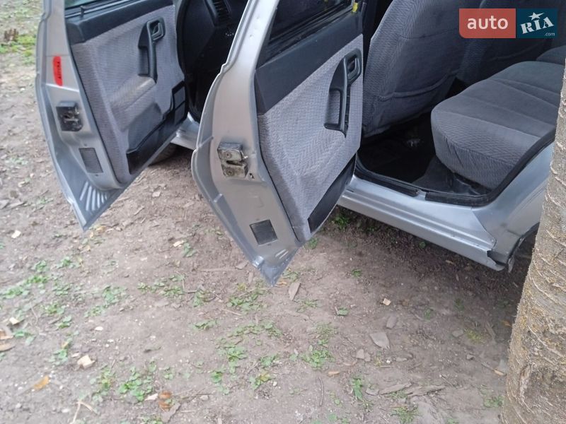 Универсал ВАЗ / Lada 2111 2002 в Старом Вишневце фото 5 Универсал ВАЗ / Lada 2111 2002 в Старом Вишневце