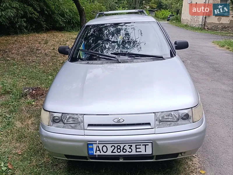 ВАЗ / Lada 2111