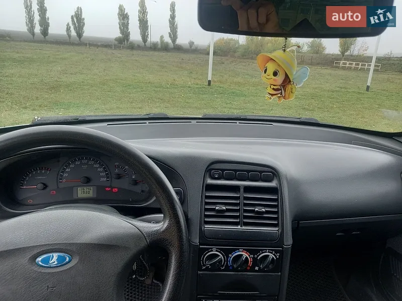ВАЗ / Lada 2111