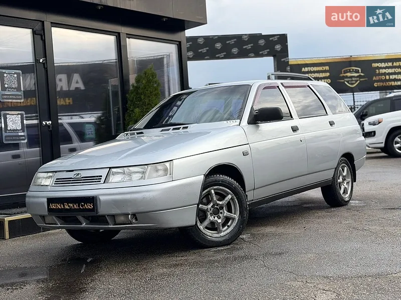 ВАЗ / Lada 2111