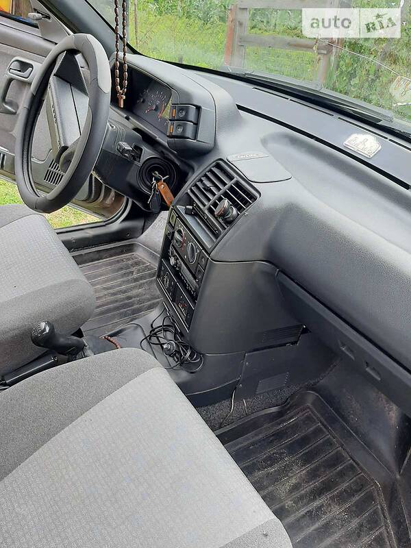 Хэтчбек ВАЗ / Lada 2112 2008 в Луцке
