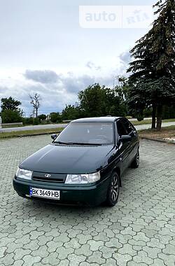 Хетчбек ВАЗ / Lada 2112 2001 в Дубні