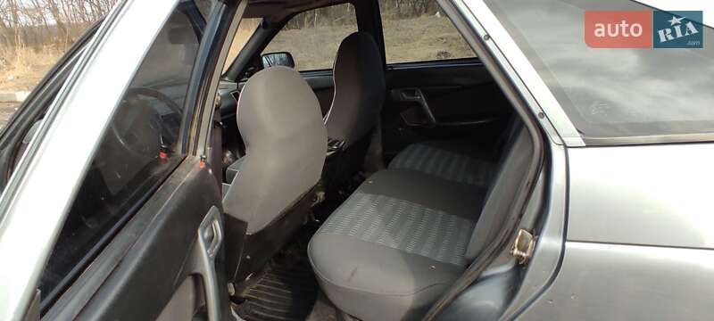 Хэтчбек ВАЗ / Lada 2112 2002 в Сквире фото 10 Хэтчбек ВАЗ / Lada 2112 2002 в Сквире