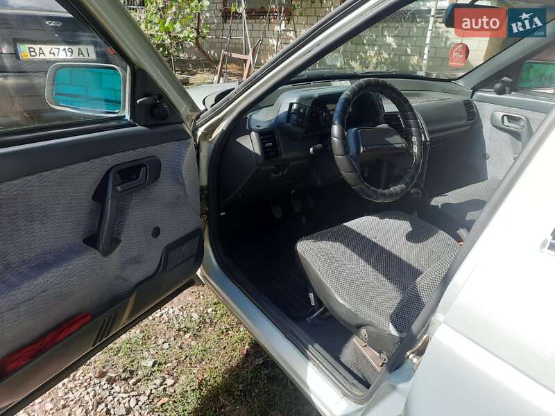 Хэтчбек ВАЗ / Lada 2112 2002 в Первомайске