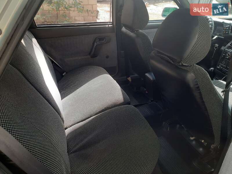 Хэтчбек ВАЗ / Lada 2112 2002 в Первомайске