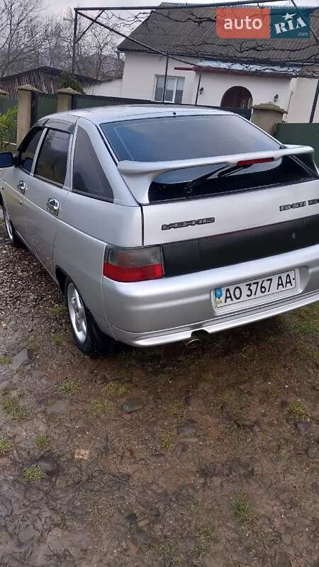 Хэтчбек ВАЗ / Lada 2112 2004 в Иршаве