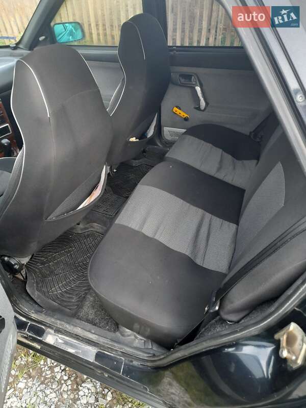 Хэтчбек ВАЗ / Lada 2112 2007 в Каменец-Подольском