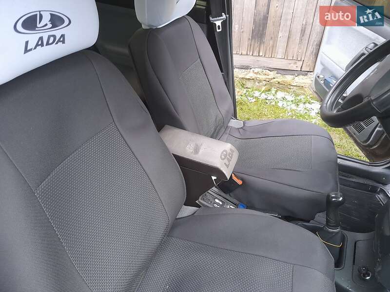 Хетчбек ВАЗ / Lada 2112 2008 в Радомишлі