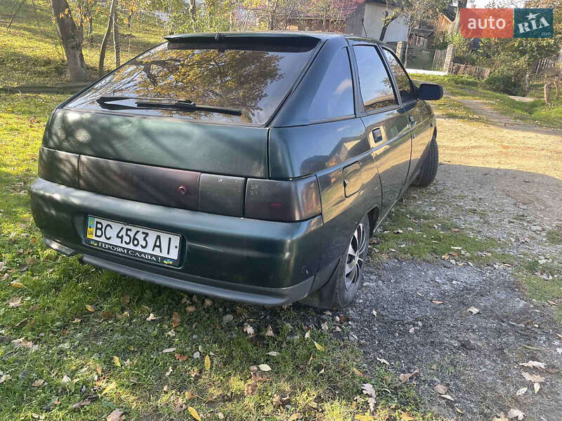 Хэтчбек ВАЗ / Lada 2112 2002 в Самборе фото 3 Хэтчбек ВАЗ / Lada 2112 2002 в Самборе