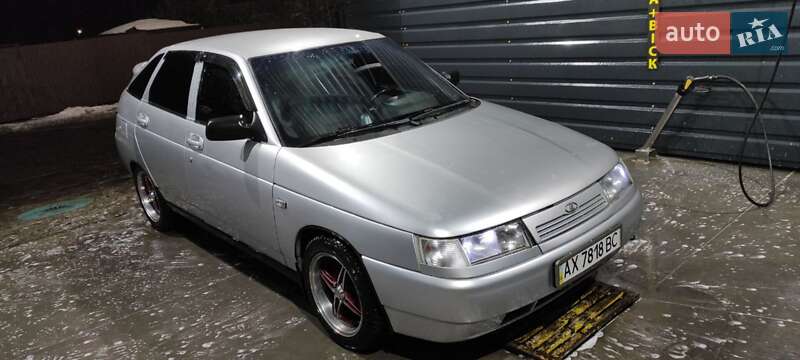 Хетчбек ВАЗ / Lada 2112 2007 в Чугуєві