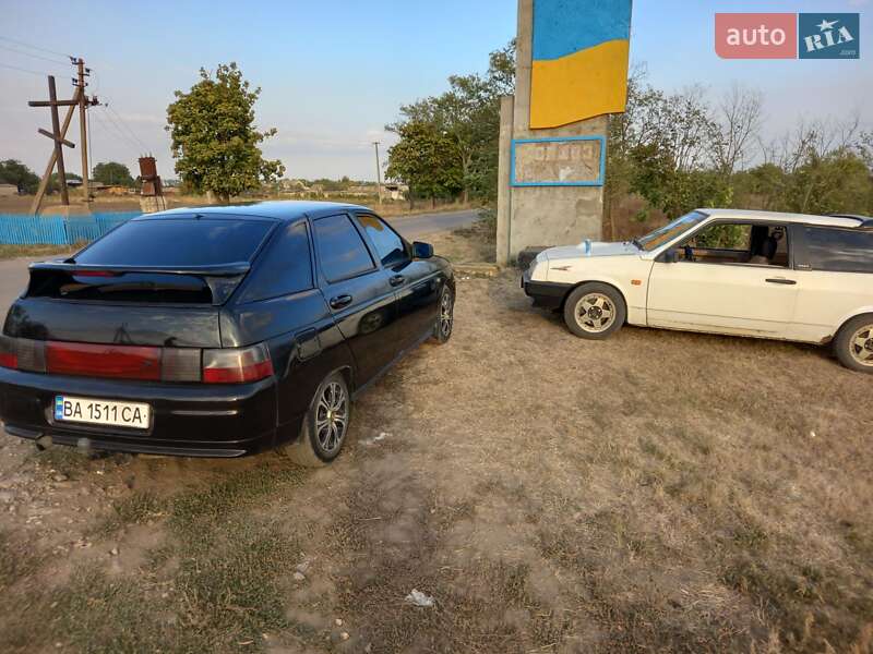 Хэтчбек ВАЗ / Lada 2112 2004 в Николаеве