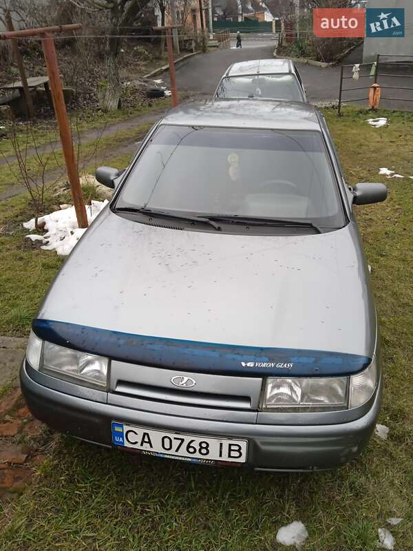 Хэтчбек ВАЗ / Lada 2112 2006 в Тальном фото 9 Хэтчбек ВАЗ / Lada 2112 2006 в Тальном