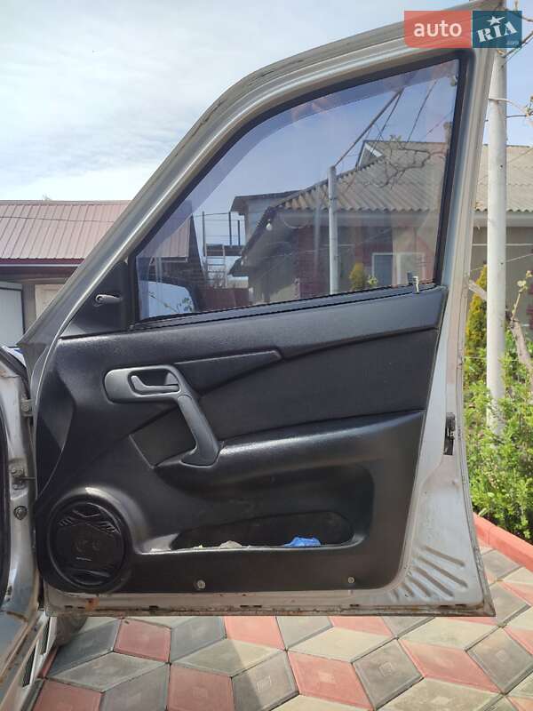 Хетчбек ВАЗ / Lada 2112 2005 в Саврані