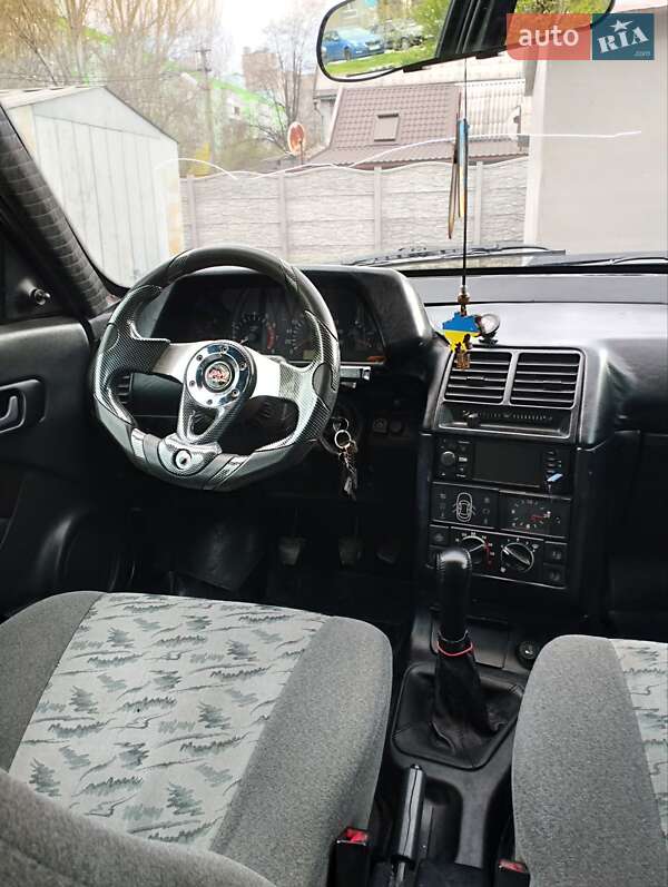 Хетчбек ВАЗ / Lada 2112 2007 в Запоріжжі фото 7 Хетчбек ВАЗ / Lada 2112 2007 в Запоріжжі