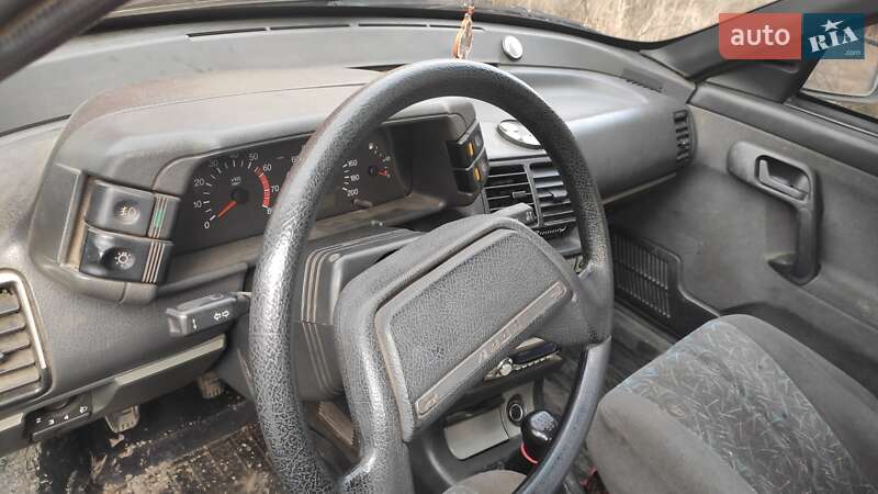 Хэтчбек ВАЗ / Lada 2112 2006 в Понинке