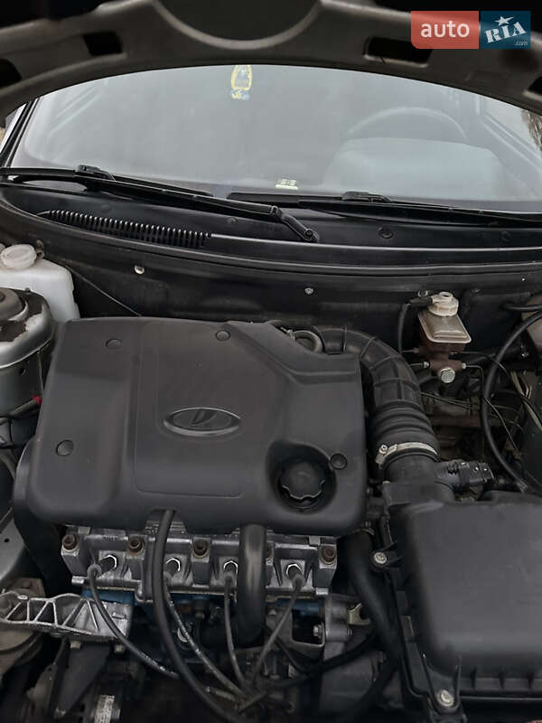 Хэтчбек ВАЗ / Lada 2112 2007 в Заречном фото 30 Хэтчбек ВАЗ / Lada 2112 2007 в Заречном