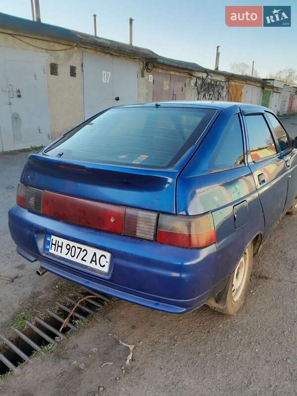 Хэтчбек ВАЗ / Lada 2112 2002 в Измаиле