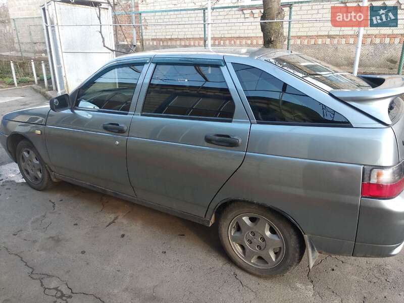 Хэтчбек ВАЗ / Lada 2112 2012 в Новоархангельске