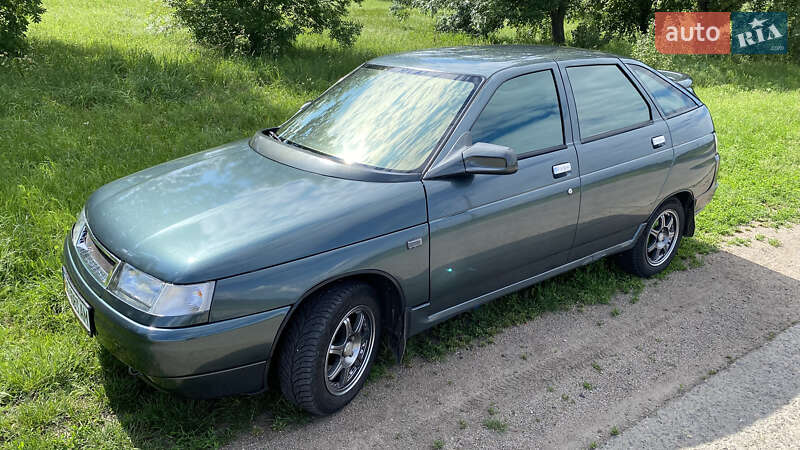 Хэтчбек ВАЗ / Lada 2112 2006 в Долинской