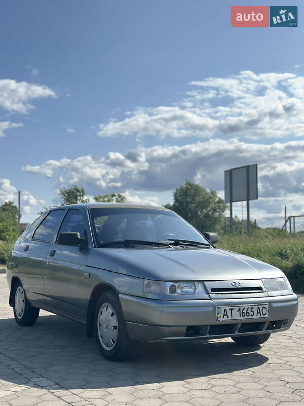Хэтчбек ВАЗ / Lada 2112 2005 в Ивано-Франковске