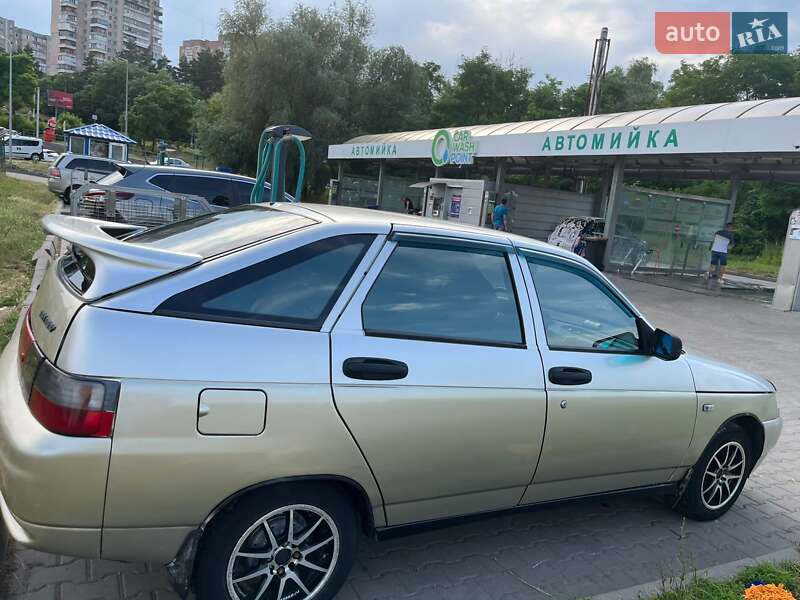 Хэтчбек ВАЗ / Lada 2112 2005 в Обухове