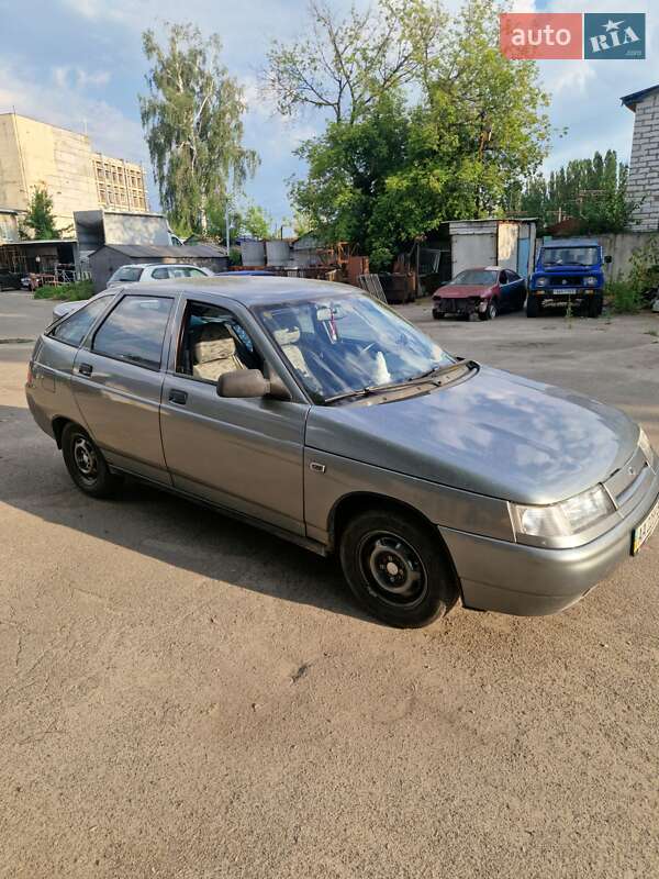 Хэтчбек ВАЗ / Lada 2112 2006 в Киеве